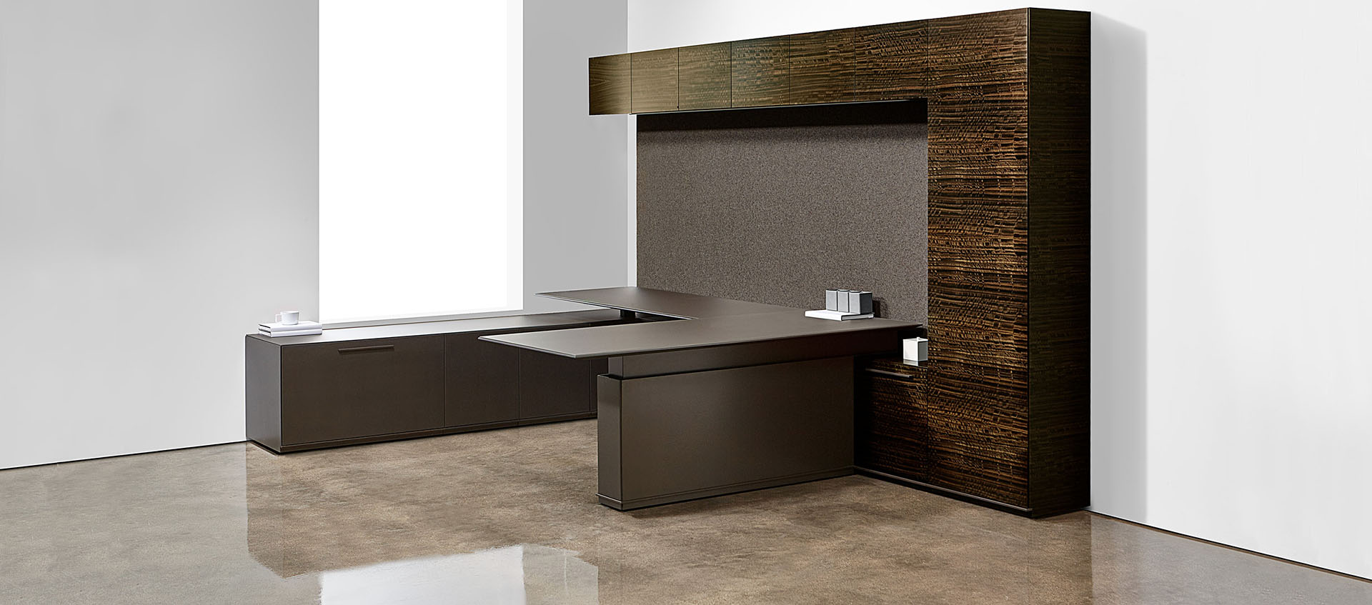 Halcon Mitre Private Office